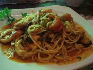 Amalfi Villa Spaghetti Frutos do Mar al Cartoccio