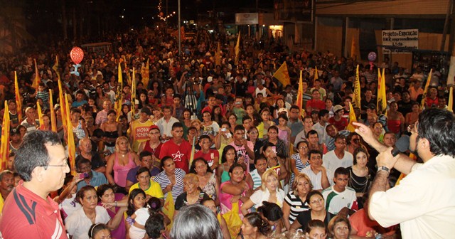 Comício Laranjal do Jarí
