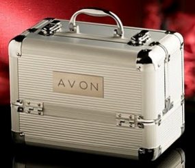 Quer ganhar essa lindésima maleta de maquiagem Avon?