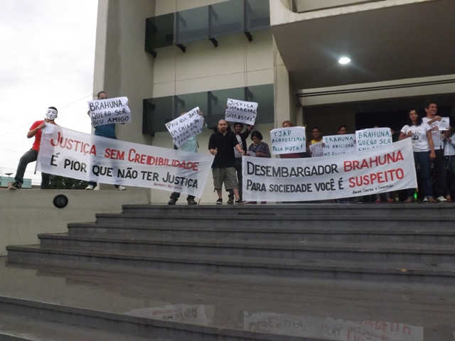 Movimento Mãos limpas