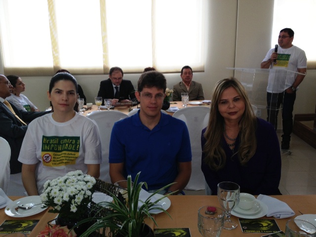 Que pena! A Dra Damaris Baggio vai embora do Amapá