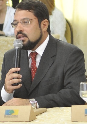 Governador Camilo no blog