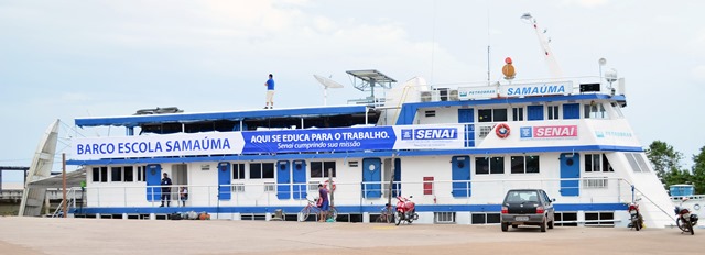 Barco Escola Samaúma encerra a 2ª edição em Macapá e segue para o município de Santana