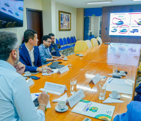 Governador Clécio Luís reúne com executivos de empresa chinesa automobilística interessados em investir no Amapá