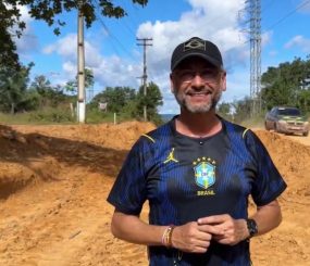 Governador Clécio acelera integração do Vale do Jari e vistoria obra estratégica de pavimentação da AP-160