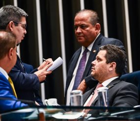 Davi Alcolumbre celebra aprovação da Universidade Federal da Fronteira Norte pelo Senado
